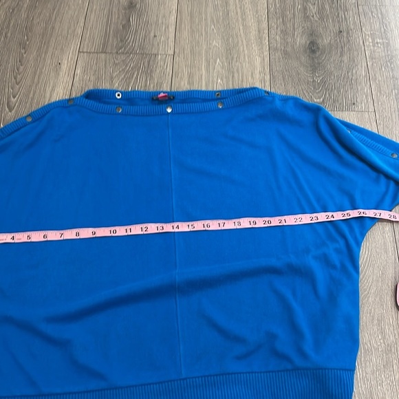 Vince Camuto Cozy Dolman Sleeve Sweater in Metro Blue size medium new - Picture 9 of 12